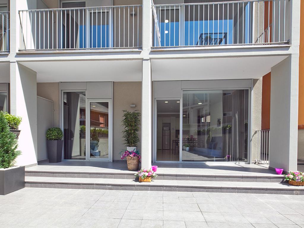 ชาร์มสวีทส์พาราเรล อพาร์ตเมนท์ Apartment บาร์เซโลนา ภายนอก รูปภาพ
